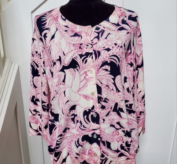 Classic Paisley Pink And Navy Cardigan With Fine Beaded Detail Throughout - Picture 1 of 6